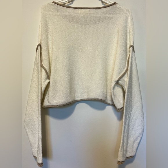 Promesa Cuddle Party Cropped Exposed-Seam Sweater Size M - Picture 6 of 10